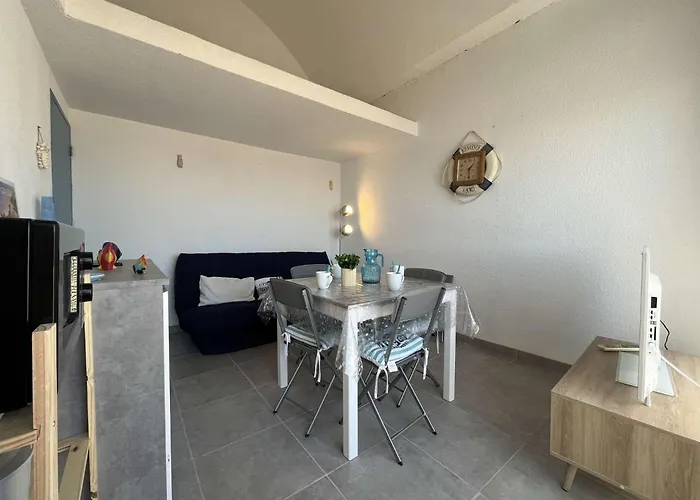 Renove Avec Vue Marina Gn140-1033 Apartman Gruissan